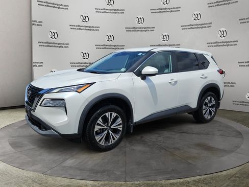 Used 2023 Nissan Rogue SV FWD image 1