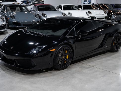 Used 2011 Lamborghini Gallardo LP 560-4 AWD/4WD image 2