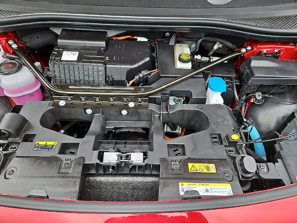 Certified 2025 Volkswagen ID.4 Pro S Plus AWD/4WD image 30