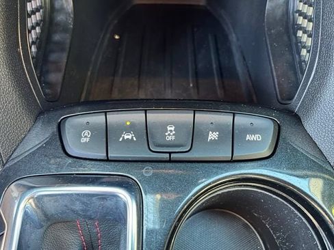 Used 2023 Chevrolet TrailBlazer RS AWD/4WD image 34