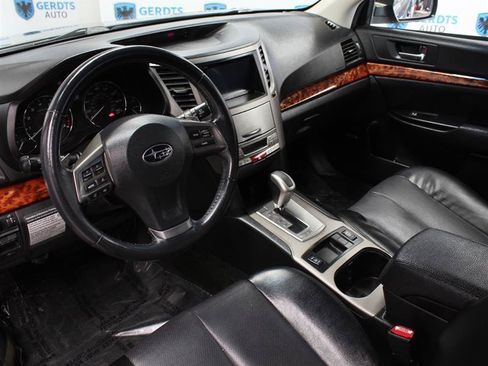 Used 2012 Subaru Outback 3.6R Limited w/ Moonroof Pkg AWD/4WD image 7