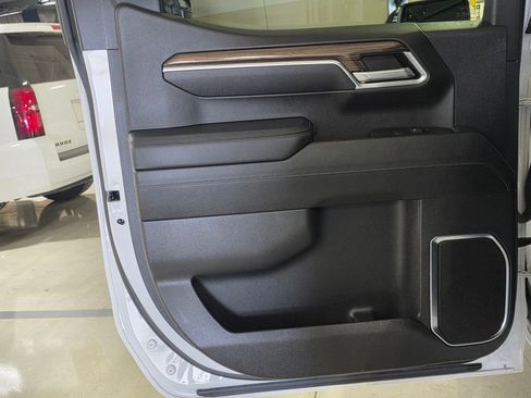 Used 2024 Chevrolet Silverado 1500 RST image 15