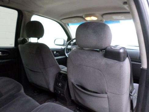 Used 2007 GMC Envoy SLE RWD image 14