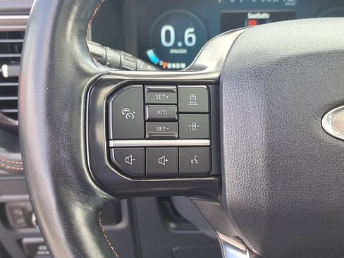 Certified 2022 Ford Expedition Platinum image 25