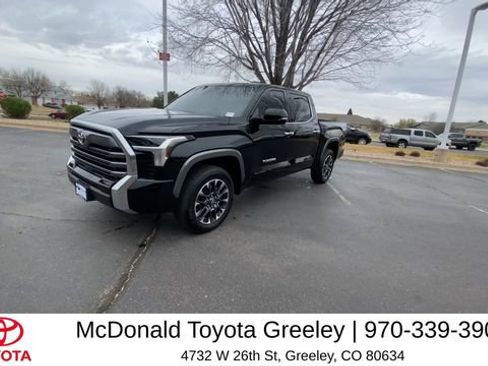 Used 2025 Toyota Tundra Limited AWD/4WD image 3