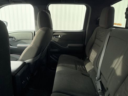 Used 2023 Nissan Frontier PRO-4X w/ Pro Convenience Package image 10