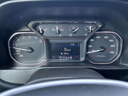 Used 2020 GMC Sierra 1500 SLE w/ SLE Value Package image 12