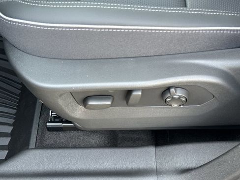 New 2026 Buick Envision Avenir image 16