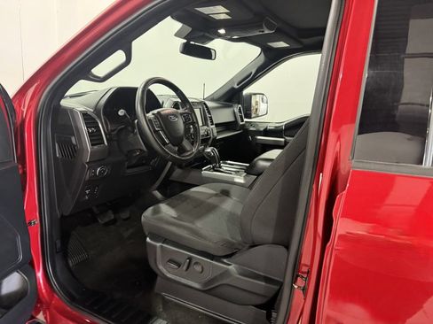Used 2020 Ford F150 XLT w/ Equipment Group 302A Luxury AWD/4WD image 15