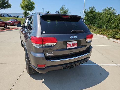 Used 2019 Jeep Grand Cherokee Limited AWD/4WD image 3