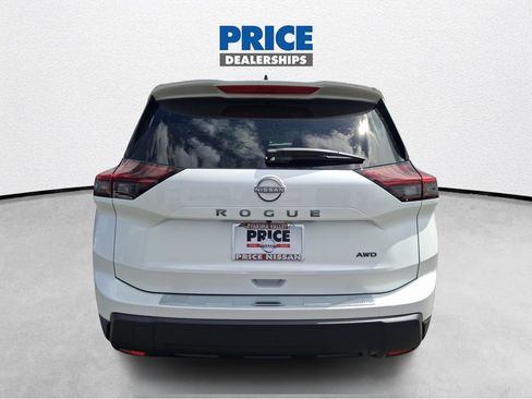 New 2026 Nissan Rogue SV AWD/4WD image 6