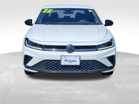 Used 2025 Volkswagen Jetta Sport FWD image 2