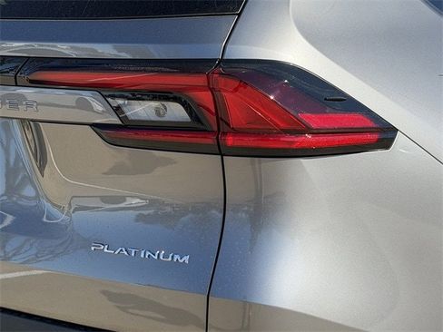 New 2026 Toyota Grand Highlander Platinum image 7