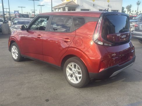 Used 2024 Kia Soul LX w/ Option Group 015 image 4