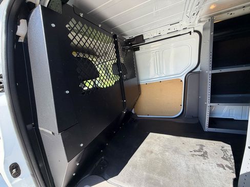 Used 2022 Ford Transit Connect XL FWD image 13