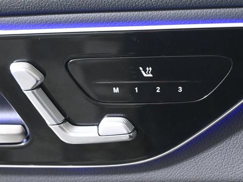 Used 2026 Mercedes-Benz GLC 300 4MATIC image 25