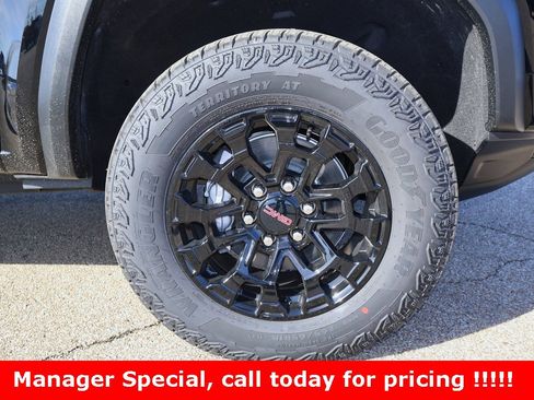 New 2026 GMC Canyon Elevation w/ Convenience Package image 29