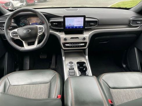 Used 2023 Ford Explorer Timberline w/ Timberline Technology Package AWD/4WD image 11