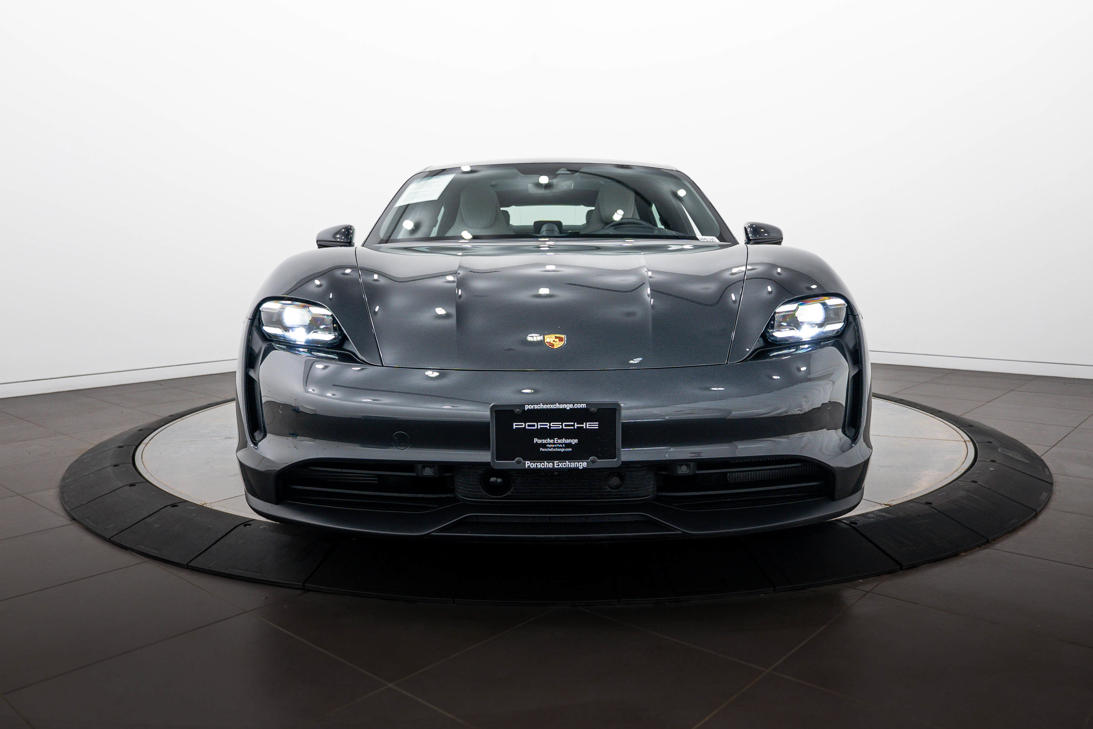 Certified 2021 Porsche Taycan 4S AWD/4WD image 10