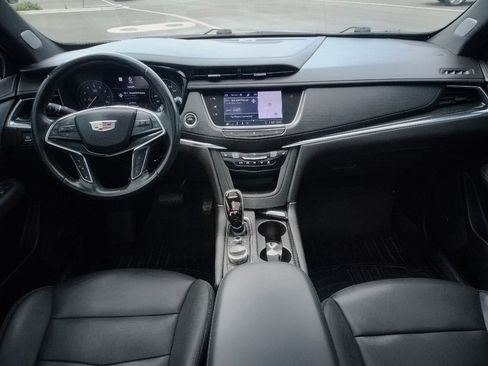 Used 2020 Cadillac XT5 Premium Luxury FWD image 14