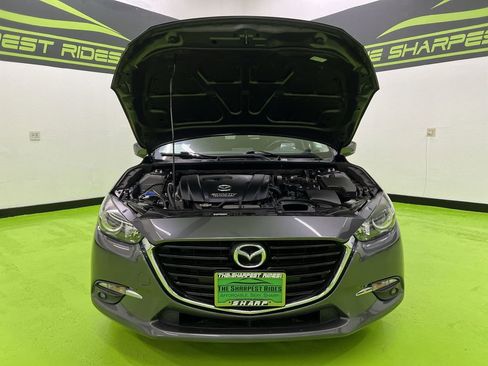 Used 2017 MAZDA MAZDA3 Grand Touring FWD image 4