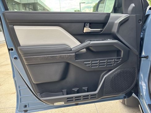 New 2026 Toyota Tacoma Limited AWD/4WD image 19