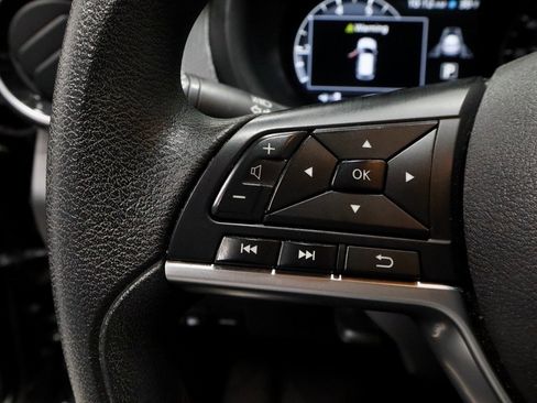 Certified 2023 Nissan Kicks SV image 27