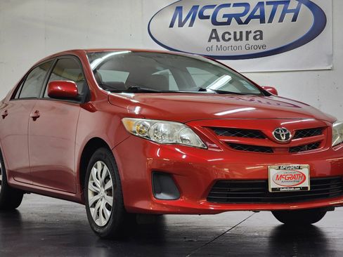 Used 2012 Toyota Corolla LE image 2