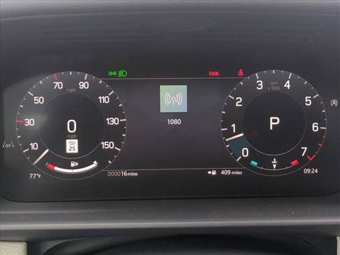 New 2026 Land Rover Discovery Dynamic SE AWD/4WD image 11
