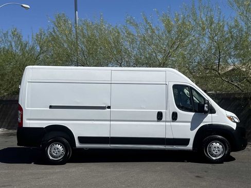 Used 2025 RAM ProMaster 3500 w/ Convenience Group FWD image 9