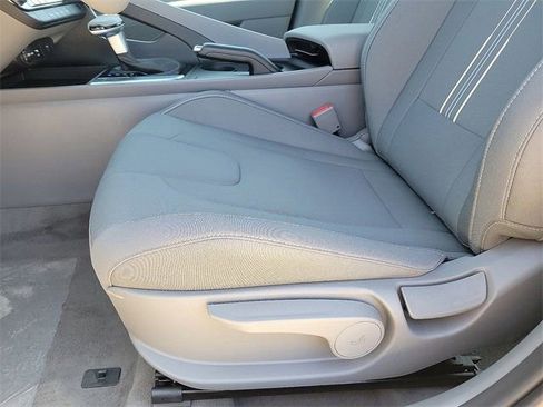 New 2025 Hyundai Elantra Sport image 15