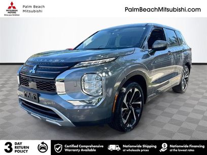 Used 2023 Mitsubishi Outlander SE