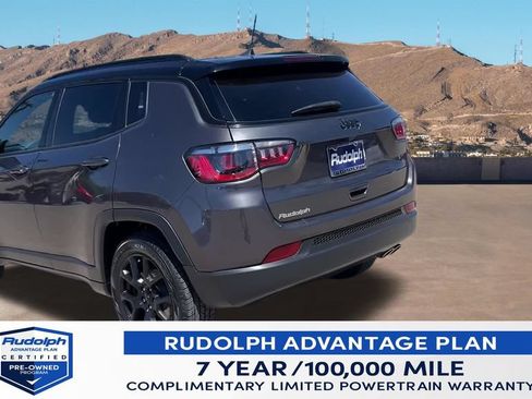 Used 2022 Jeep Compass Latitude FWD image 7