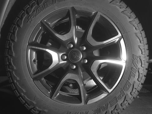Used 2025 Jeep Compass Trailhawk AWD/4WD image 14