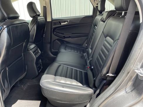 Used 2024 Ford Edge SEL w/ Convenience Package AWD/4WD image 17