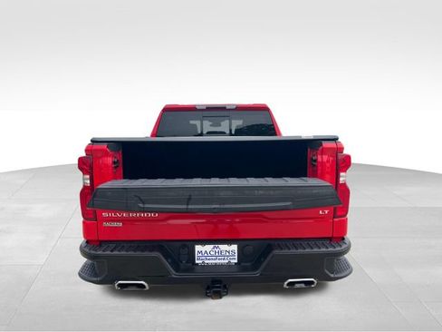 Used 2024 Chevrolet Silverado 1500 LT Trail Boss w/ Convenience Package II AWD/4WD image 24
