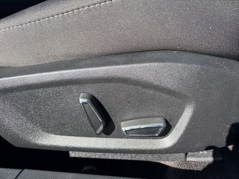 Used 2019 Ford Fusion SE image 23