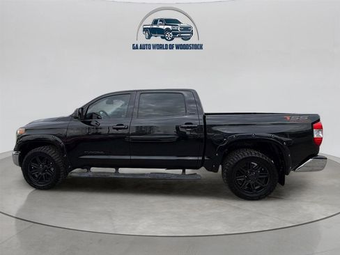 Used 2018 Toyota Tundra SR5 w/ SR5 Upgrade Package image 8
