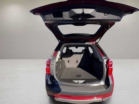 Used 2017 Chevrolet Equinox LT w/ Convenience Package image 36