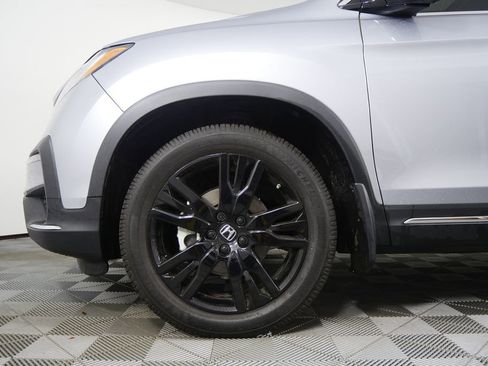 Used 2022 Honda Pilot Touring image 7