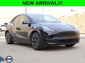 Used 2025 Tesla Model Y Long Range RWD video 1