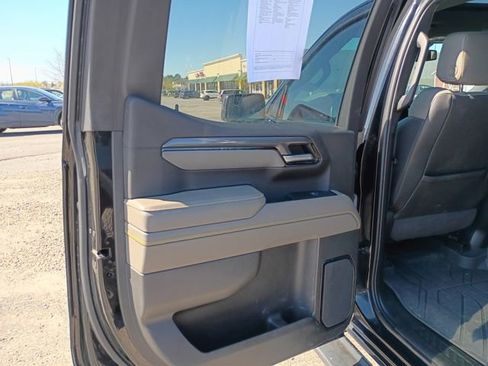 Used 2022 Chevrolet Silverado 1500 ZR2 AWD/4WD image 24