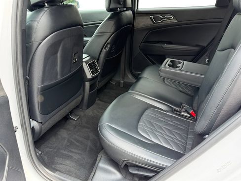 Certified 2023 Kia Sportage X-Pro Prestige AWD/4WD image 12