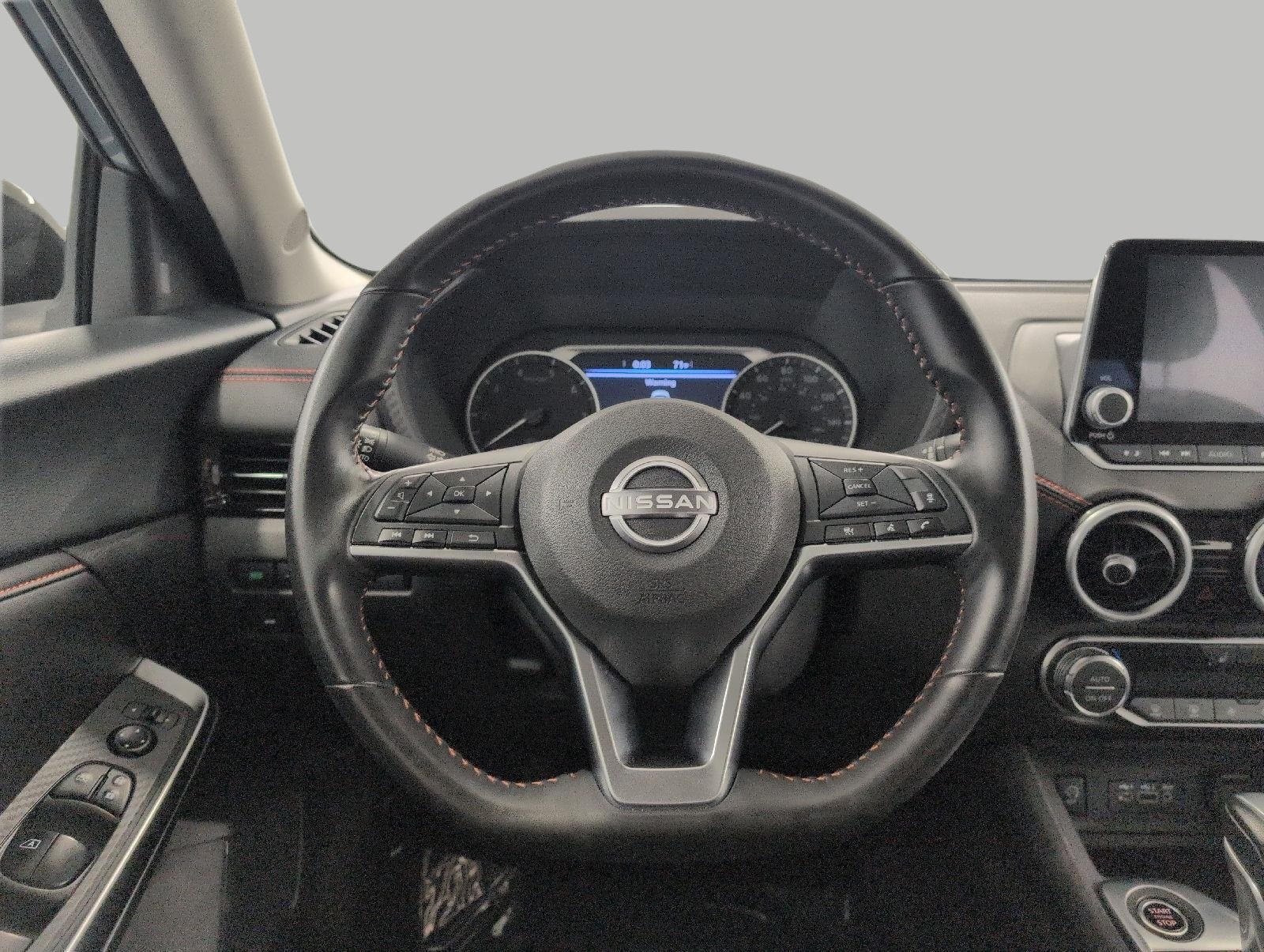 Used 2025 Nissan Sentra SR FWD image 5