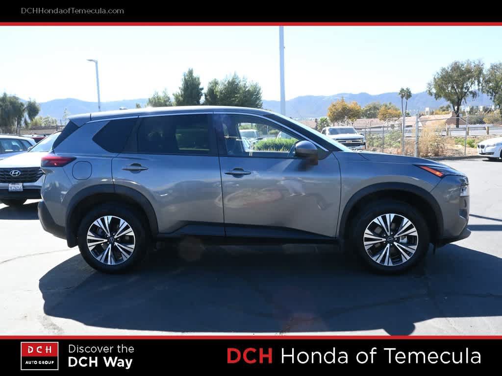 Used 2023 Nissan Rogue SV FWD image 5