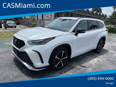 Used 2022 Toyota Highlander XSE AWD/4WD image 1