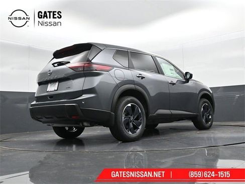 New 2026 Nissan Rogue SV image 32