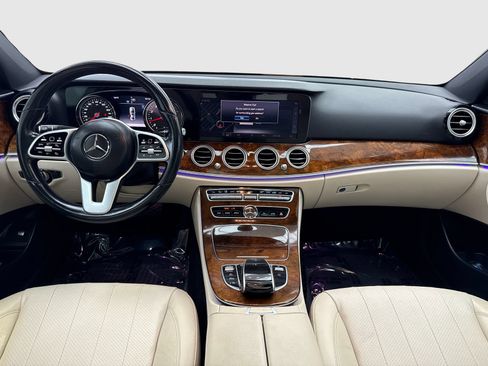 Used 2019 Mercedes-Benz E 450 4MATIC Sedan w/ Premium Package image 20