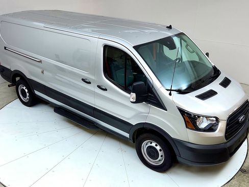 Used 2020 Ford Transit 150 Low Roof RWD image 13