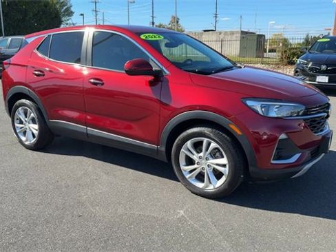 Certified 2022 Buick Encore GX Preferred image 2